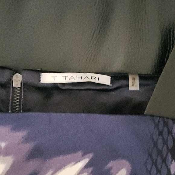 Dress - Picture 4 of 5